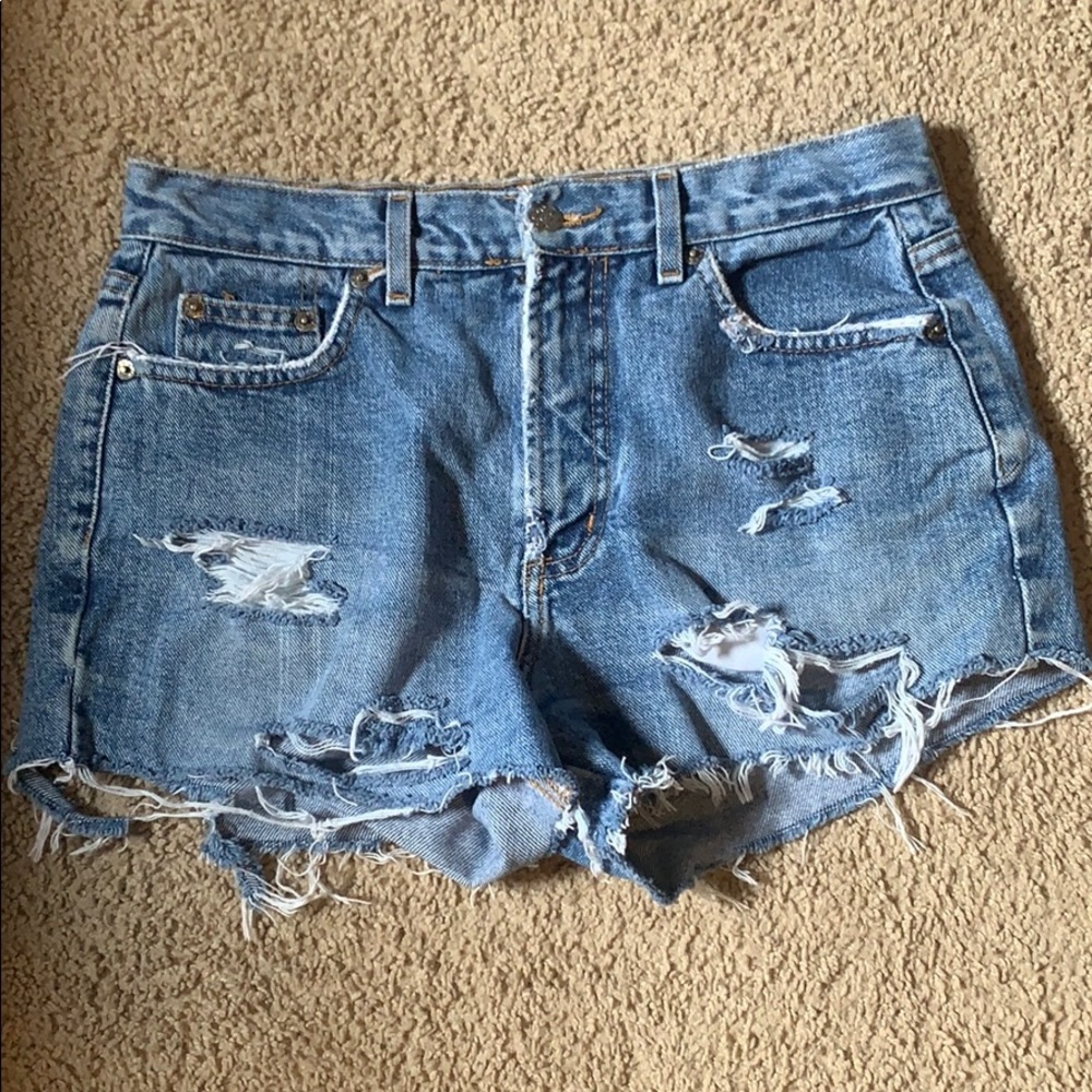 Reworked distressed jean shorts!